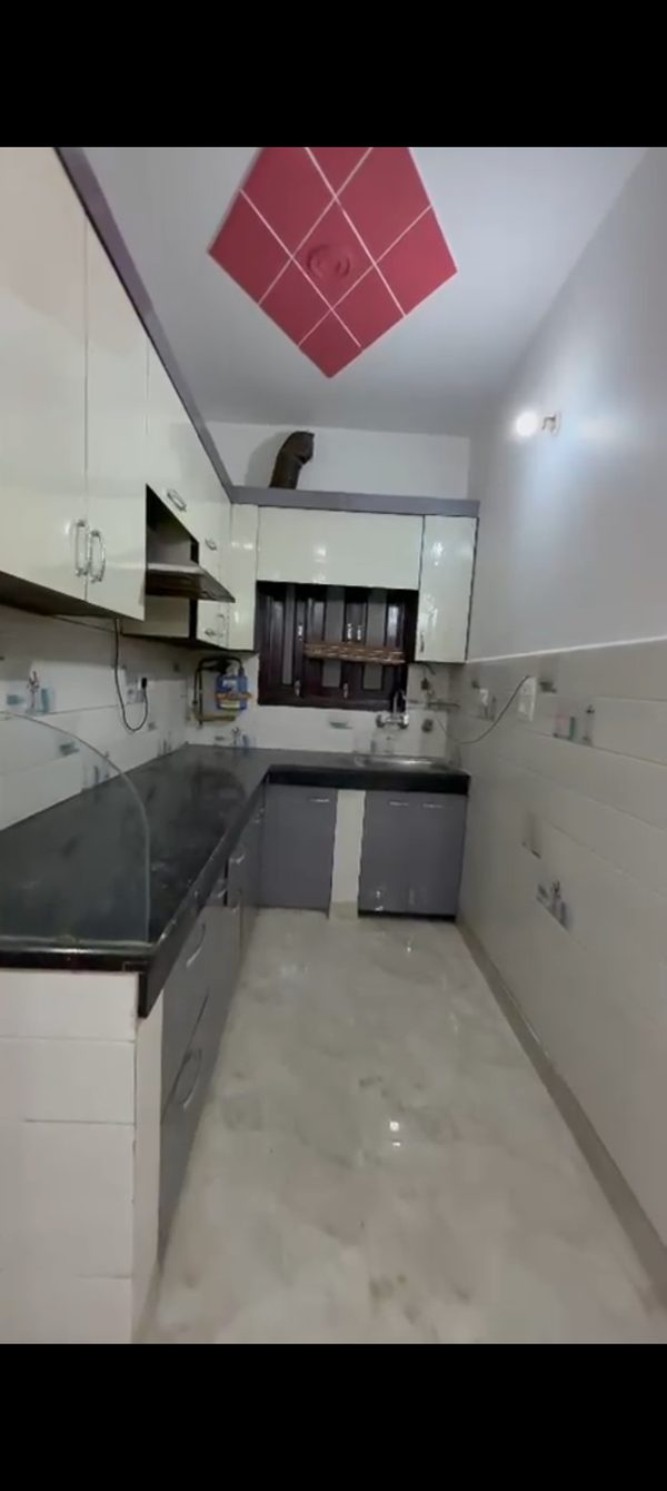 75gaz 2BHK in Sainik Nagar With 🚗 Parking Lift